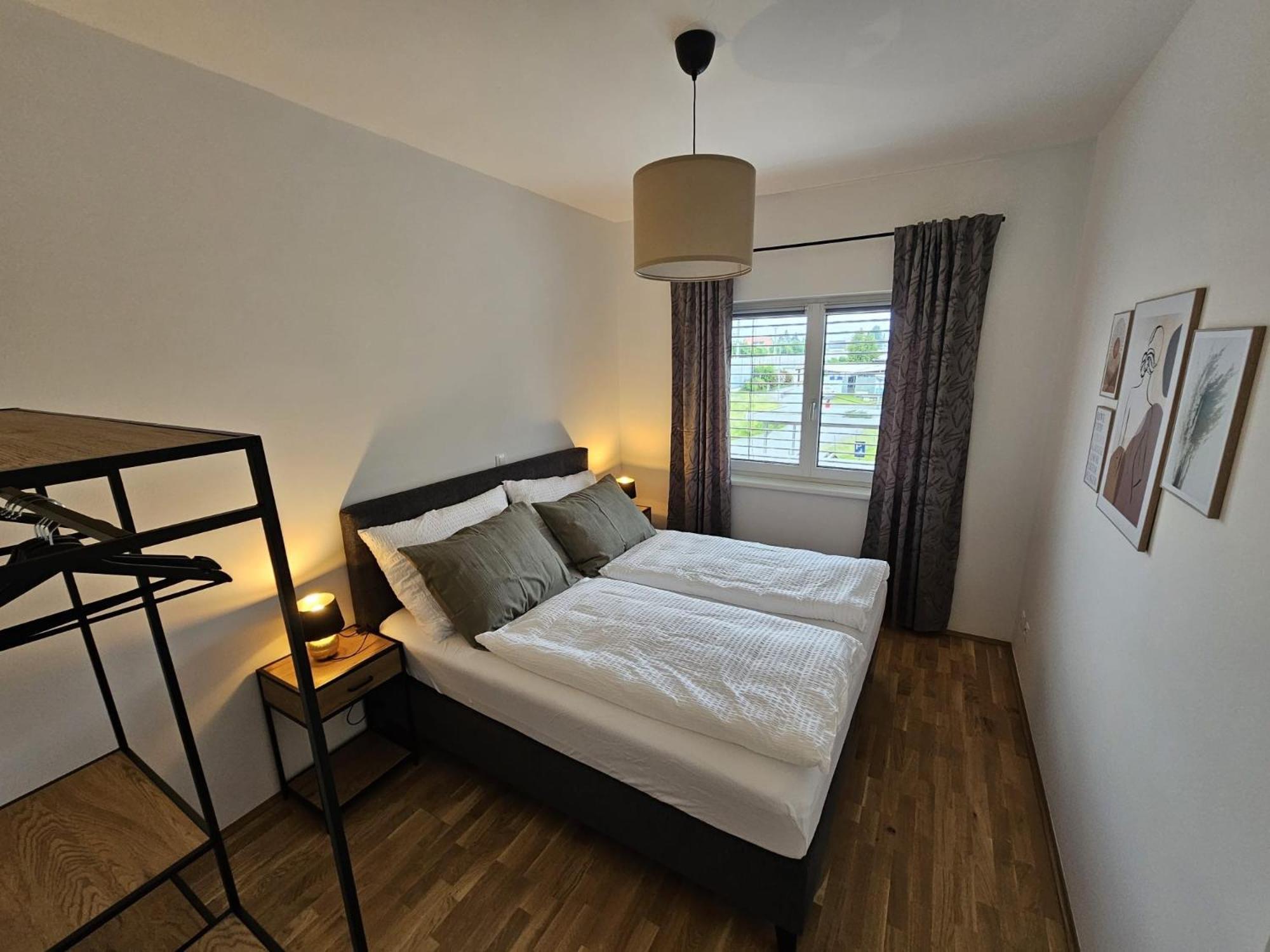 Apartment Leibnitz Im Zentrum Nahe Am Bahnhof Und Der Suedsteirischen Weinstrasse מראה חיצוני תמונה