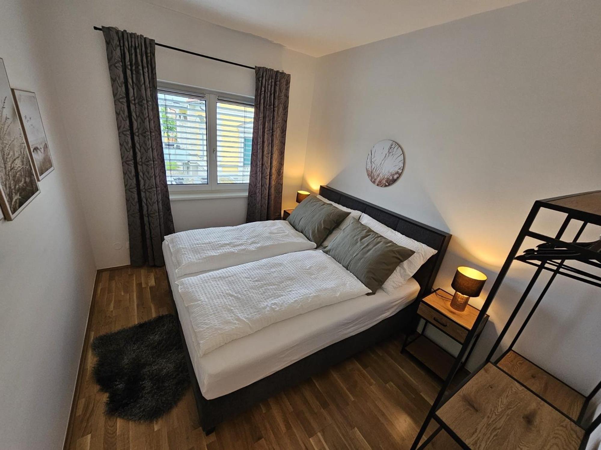 Apartment Leibnitz Im Zentrum Nahe Am Bahnhof Und Der Suedsteirischen Weinstrasse מראה חיצוני תמונה
